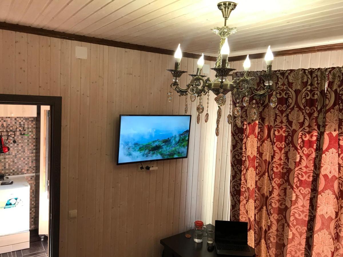Бархат 찬드리프쉬 외부 사진